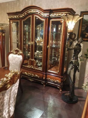 Витрина 4 дверная Versailles
