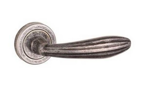 Дверная ручка TUPAI SOFIA 1917 Античное серебро
