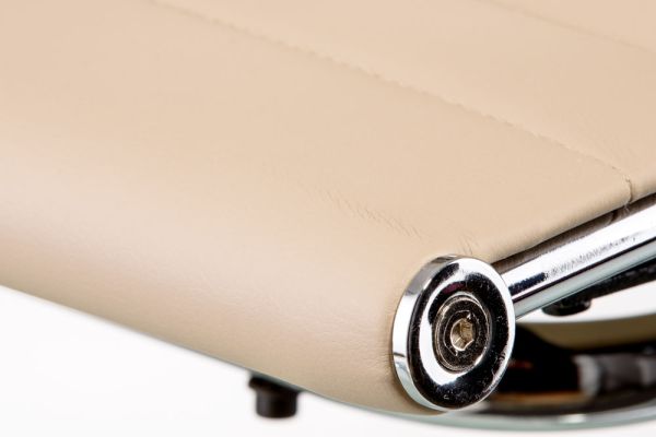 Крісло офісне Special4You Solano office artleather beige