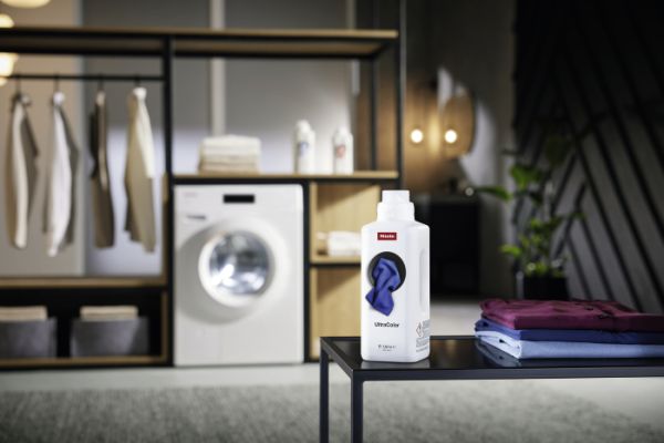 Засіб для прання кольорової білизни Miele UltraColor (1.5л) - фото 2