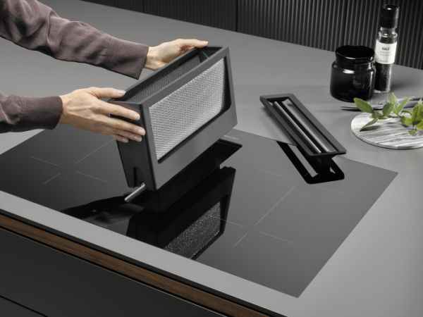 Варильна поверхня індукційна з вбудованою витяжкою Miele KMDA 7473 FL-U Silence - фото 10