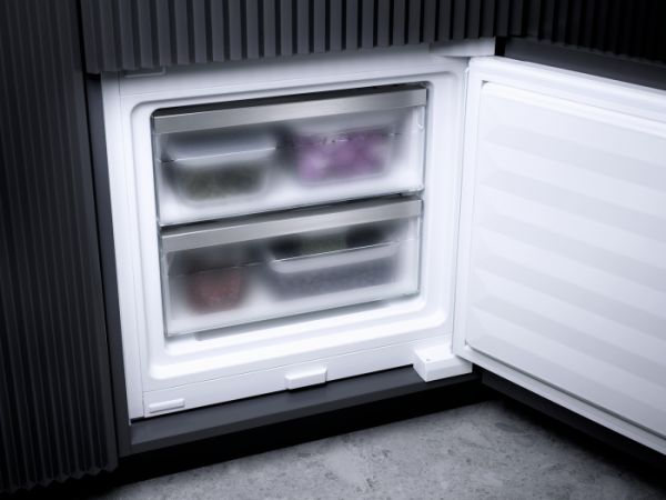 Холодильно-морозильна комбінація Miele KF 7731 E