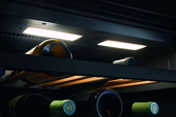 Винний холодильник KWTUS 7054 F obsw