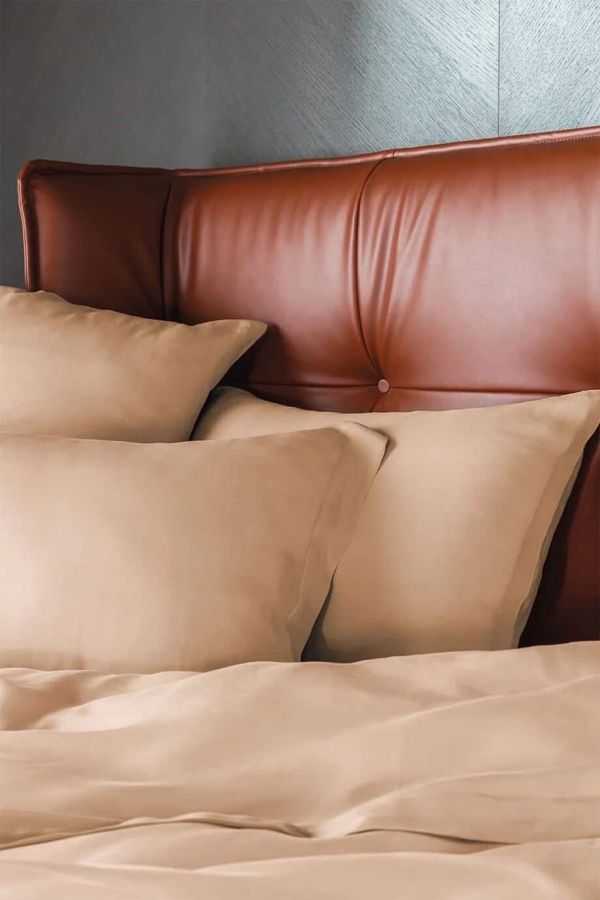 Комплект постільної білизни Jade Peony Vegan Silk — розкішна елегантність і ніжність веганського шовку