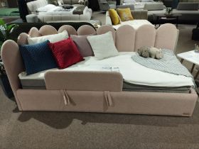 Ліжко Сінді