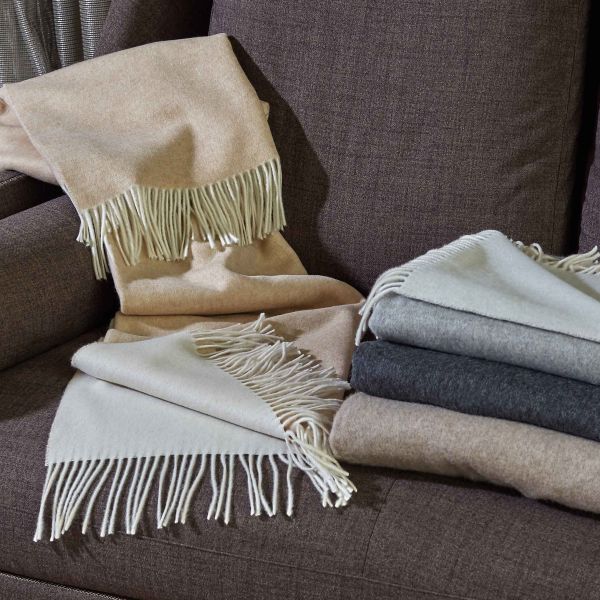 Плед Dolomiti Throws 130х180 Ivory/ espresso Signoria