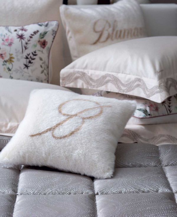 Декоративная подушка Moritz 42х42 (Серо-бежевый) Blumarine