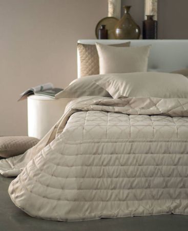 Покрывало Aran 270×270 (Песок) Blumarine