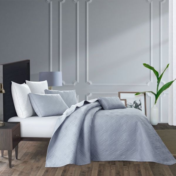 Luxury FRBP1 Покрывало на кровать 230*250, 2шт наволочки 46*66 Silver