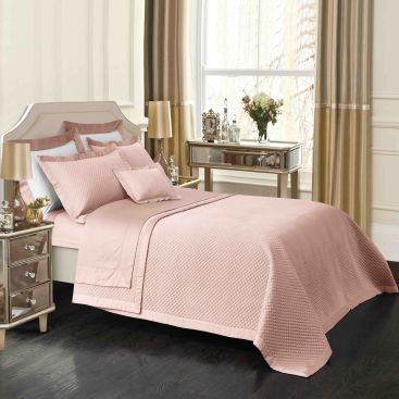 Hotel Melody 1 Покрывало на кровать 260*260, 2шт наволочки 50*75 Pink