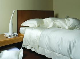 Комплект постільної білизни (Підковдра - 200х220, прост. - 270х290 , 2 нав. - 50х70 см) Ivory Aurora 