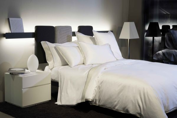 Комплект постільної білизни (Підковдра 200х220, прост. 270х290, 4 нав. 50х70) White pearl Luna Borgo Signoria - фото 8