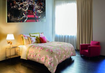 Комплект постельного белья (Пододеяльник 200х220, прост. 270х290, 4 нав. 50х70) Pearl Capri Signoria