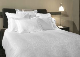 Комплект постельного белья (Пододеяльник 200х220, прост. 270х290, 4 нав. 50х70) White Leonardo Hemstitch PDJ Signoria