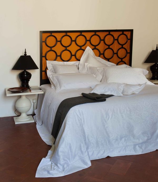 Комплект постельного белья (Пододеяльник 200х220, прост. 270х290, 4 нав. 50х70) White Leonardo Hemstitch PDJ Signoria - фото 8