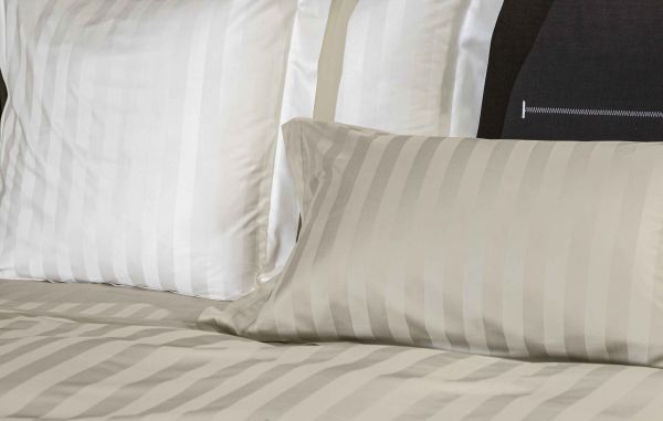 Комплект постільної білизни (Підковдра 220х240, прост. 270х290, 4 нав. 50х70) Ivory Masaccio Striped Signoria - фото 2