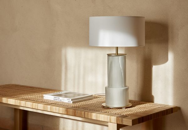 ATINA настільна лампа. МЕТАЛ МАТОВА ЛАТУНЬ. AROMAS