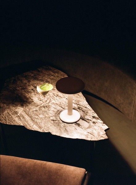 Настольный светильник GUSTAVE мат белый LED FLOS - фото 2