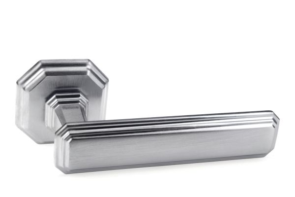 Дверная ручка Forme Themis 217R C02 хром матовый