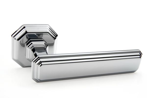 Дверная ручка Forme Themis 217R C01 хром полированный