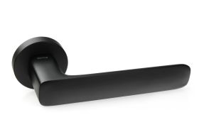 Дверная ручка Forme Sky 490A N52 черный матовый