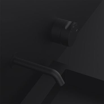 Смеситель с изливом из стены in Cool set 2121 черного цвета